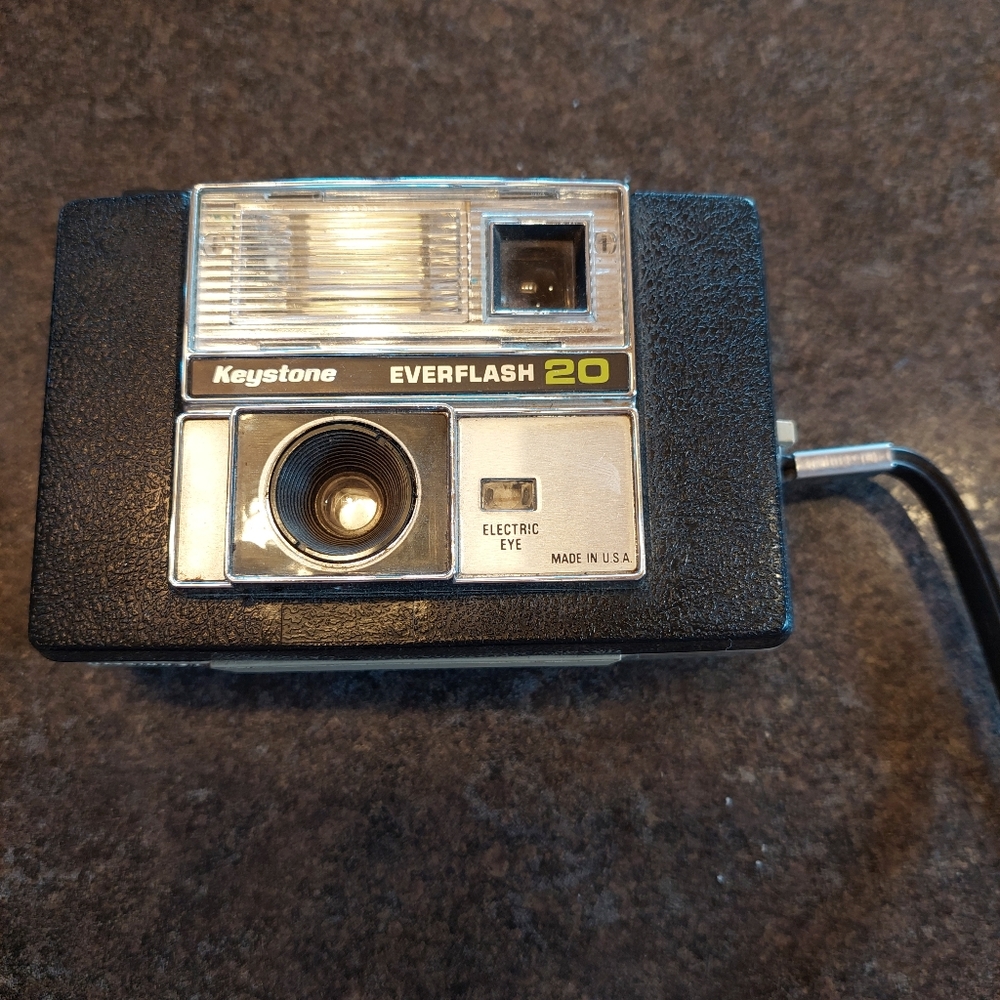 Keystone Everflash 20 Vintage Film Camera Untested